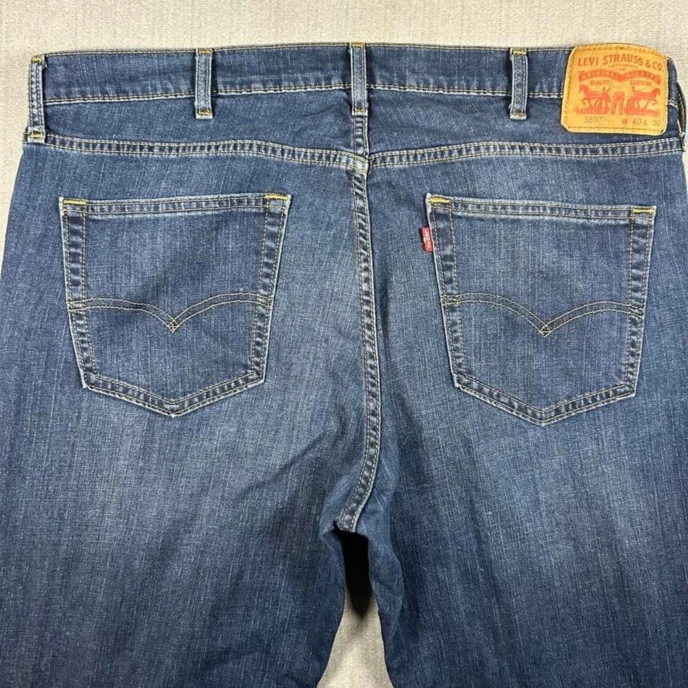 Levis 559 Relaxed Straight Leg Jeans Mens 40x30 Dark Wash Blue Denim 00559-0384